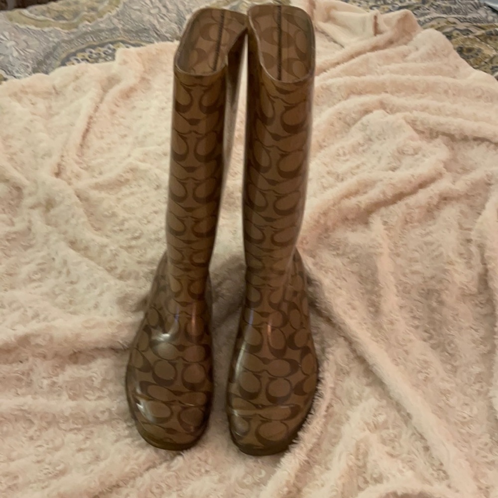 Rain boots